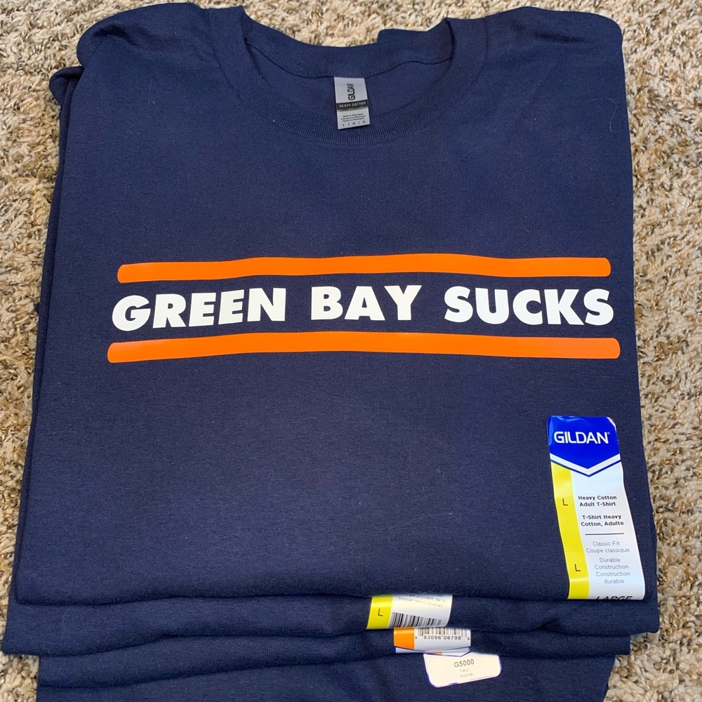 Chicago Bears Custom T-Shirts “Green Bay Sucks” Gildan